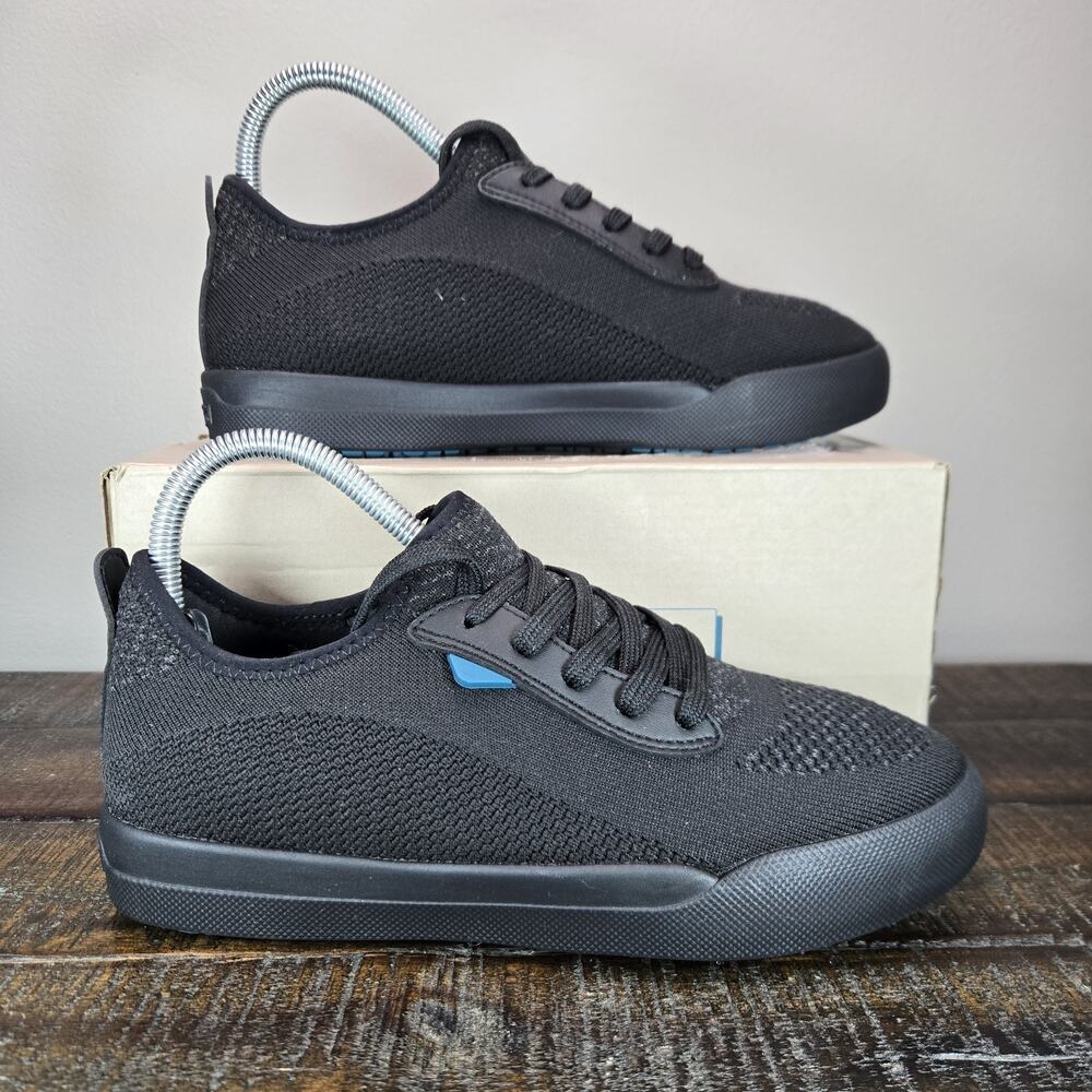 Vessi Weekend 1.5 Sneaker Womens Size 7 Waterproof Shoes Asphalt Black Black